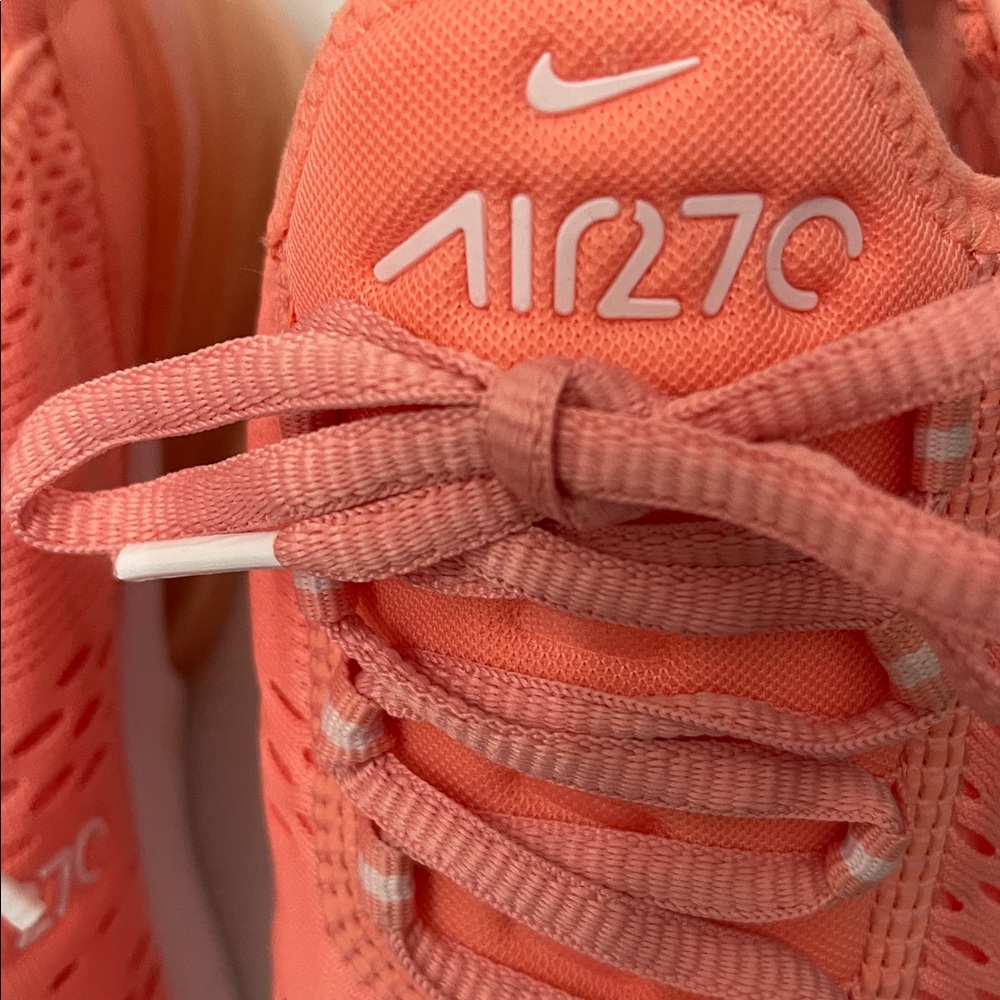 Nike Women's Air Max 270 Crimson Bliss White Running Sneakers Women’s Size 8 - Picture 5 of 14